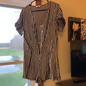 Gingham short-sleeved romper